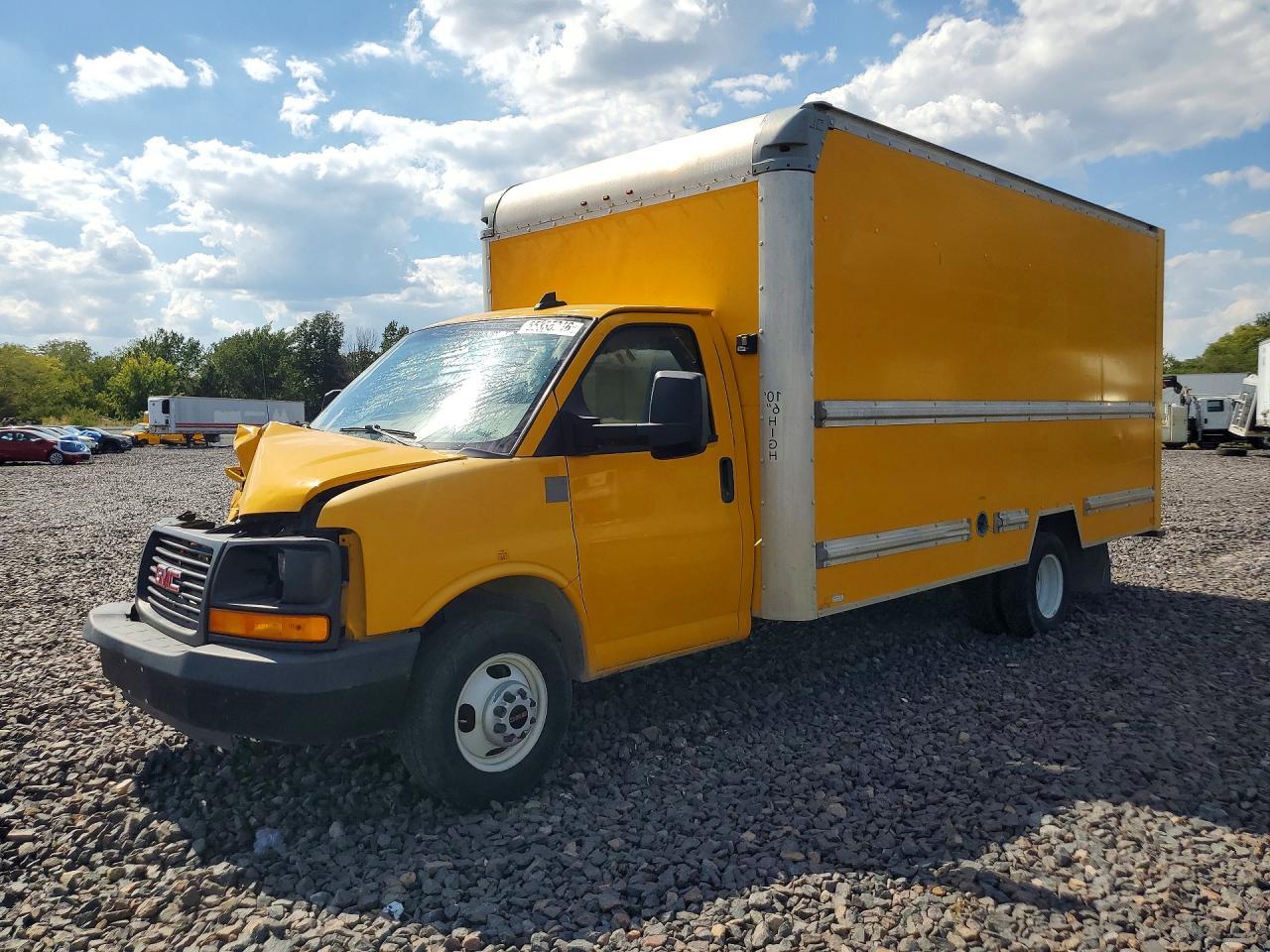 2016 GMC Savana Box Truck