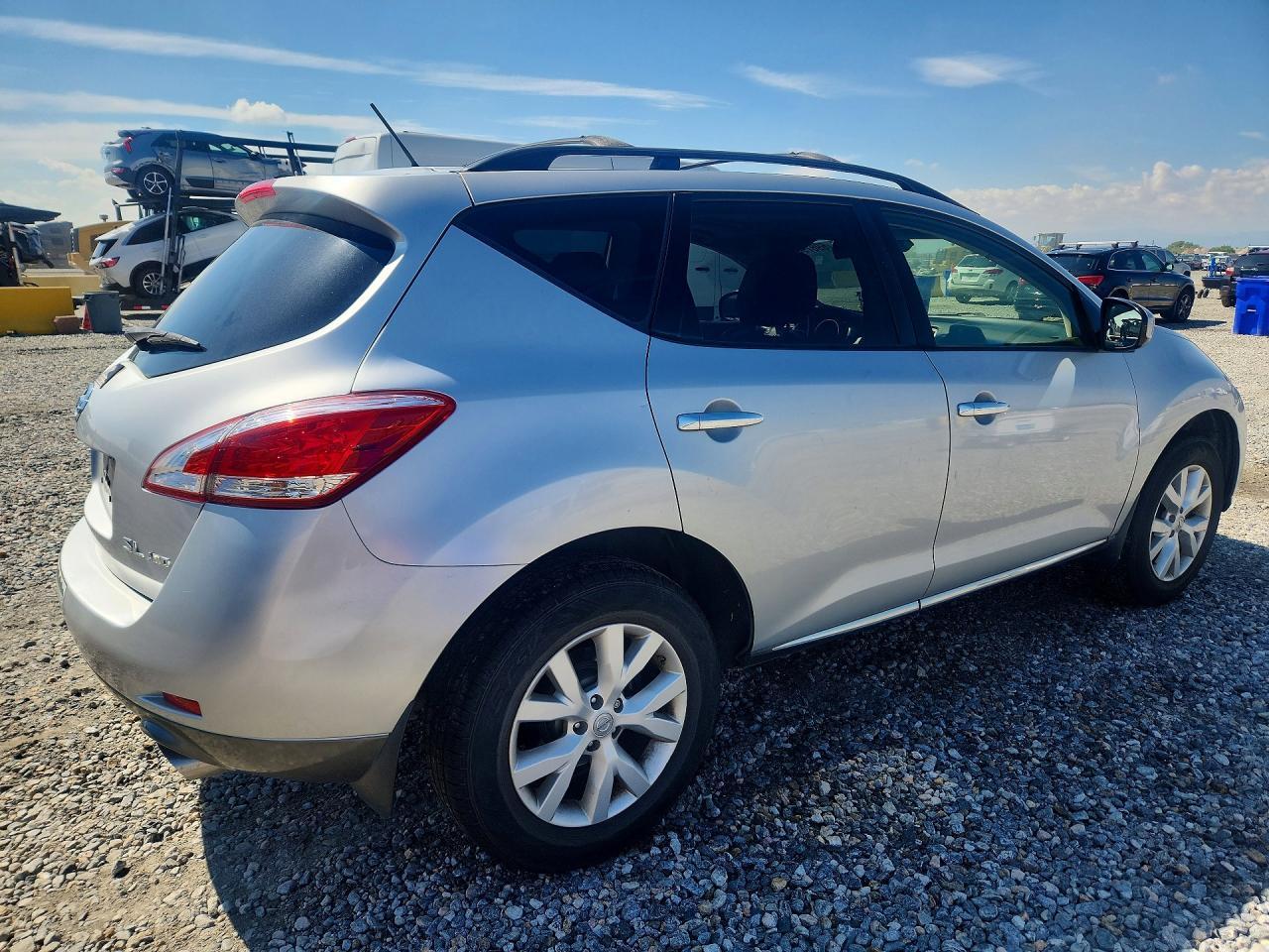 2013 Nissan Murano S - Image 3