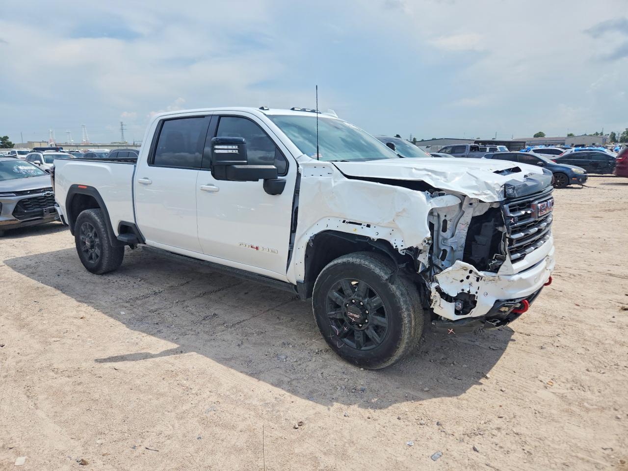 2025 GMC Sierra K2500 At4 - Image 4