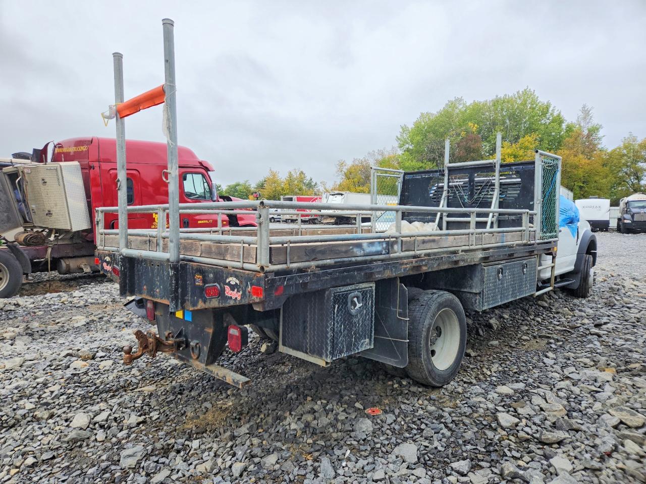 2022 Ford F450 Super - Фото 3