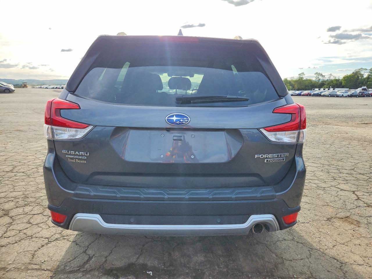 2021 Subaru Forester Touring - Image 6