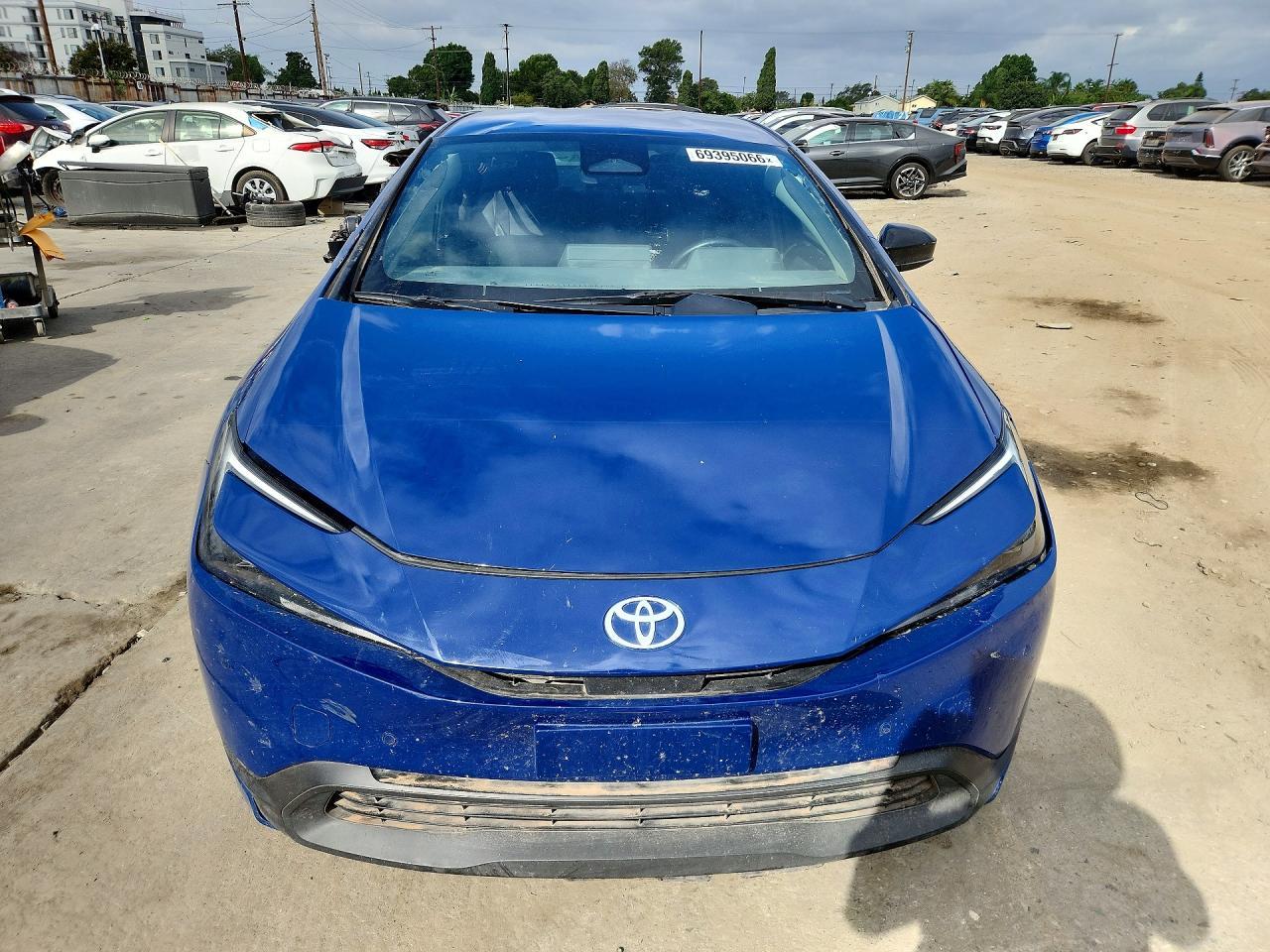 2023 Toyota Prius Le - Фото 5