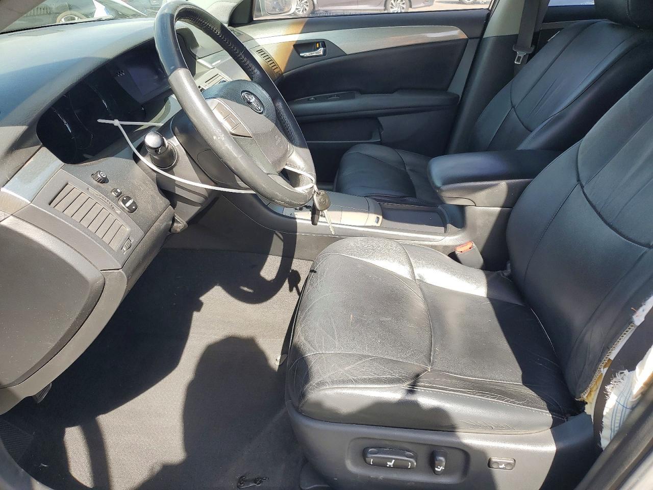2007 Toyota Avalon Touring - Image 7