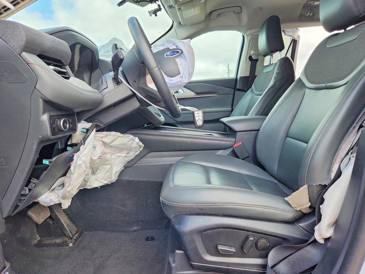 2025 Ford Explorer Active - Фото 7