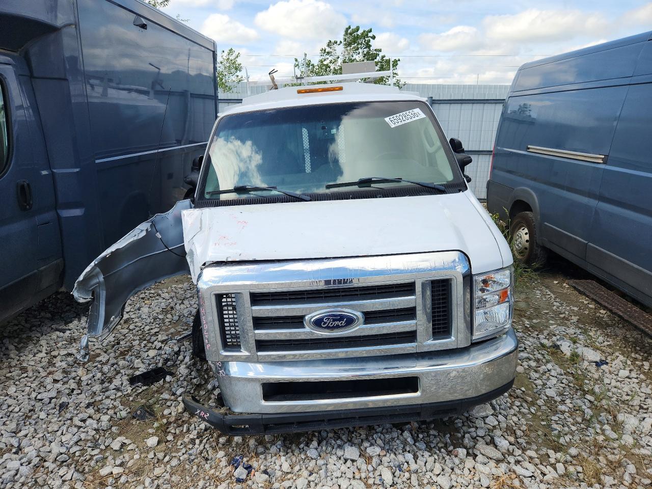 2018 Ford Econoline E350 Super Duty Cutaway Van - Фото 5