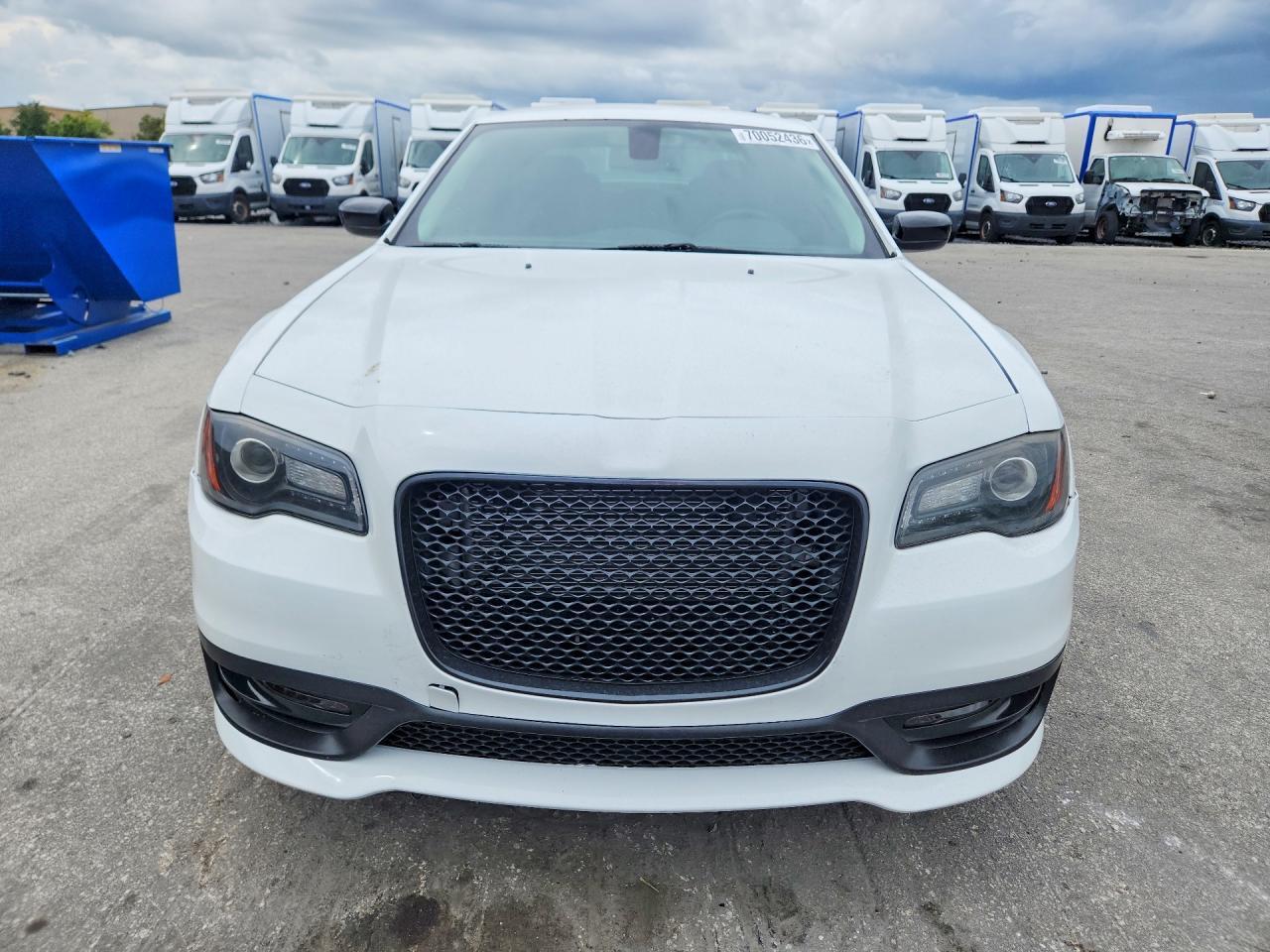 2019 Chrysler 300 Touring - Image 5