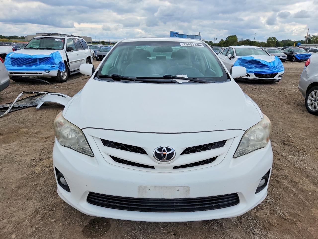 2011 Toyota Corolla Le - Image 5