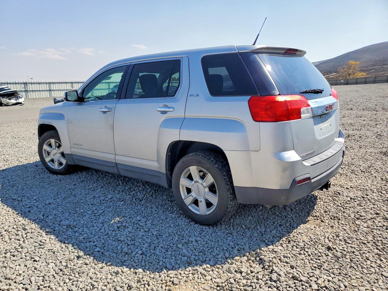 2012 GMC Terrain Sle - Image 2