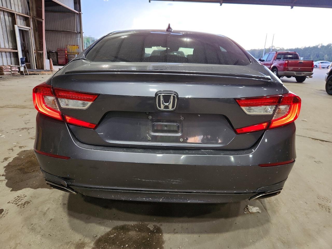 2019 Honda Accord Sport - Image 6