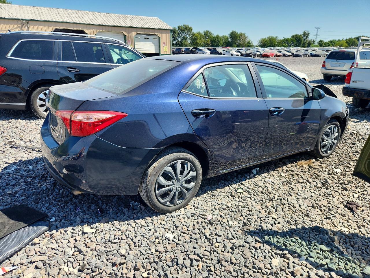 2019 Toyota Corolla Le - Фото 3