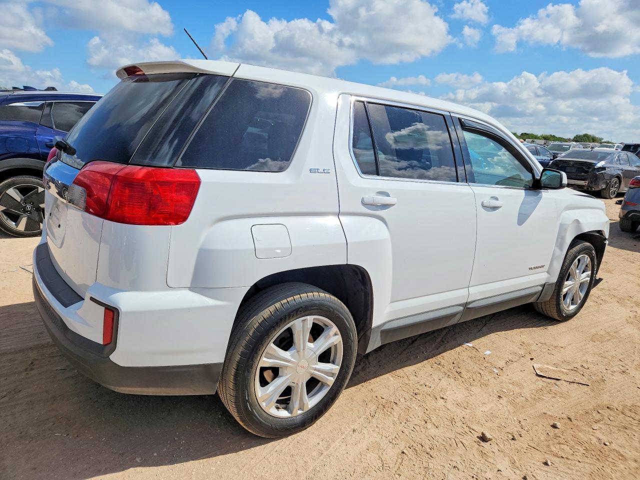 2017 GMC Terrain Sle - Image 3