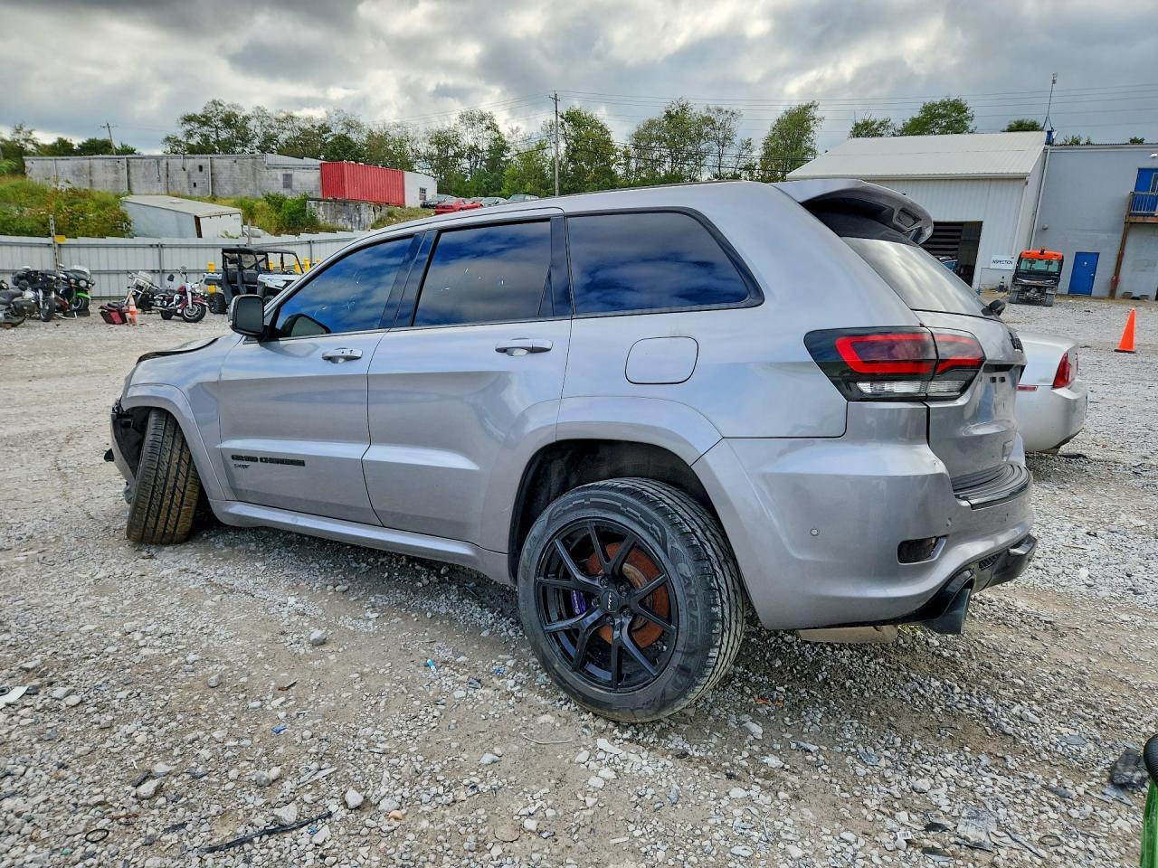 2020 Jeep Grand Cherokee Srt-8 - Image 2