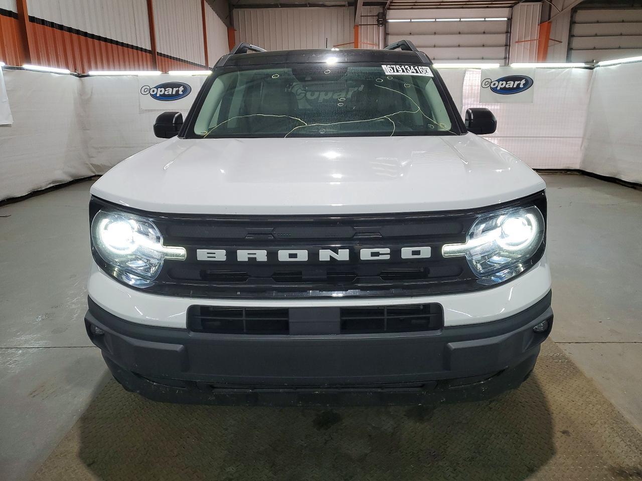 2021 Ford Bronco Outer Banks - Image 5