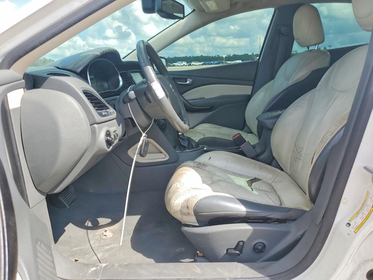 2013 Dodge Dart Limited - Image 7