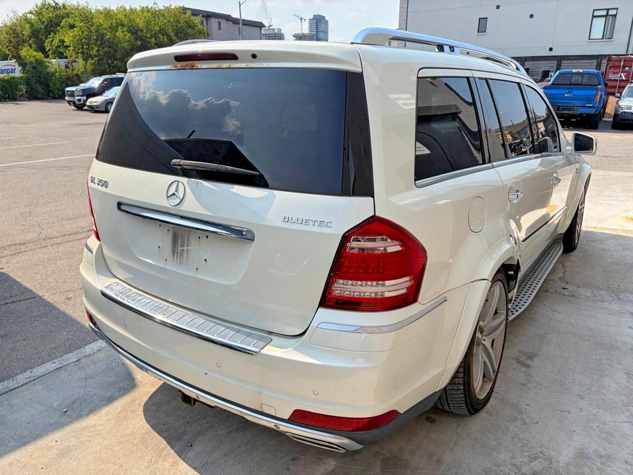 2012 Mercedes-Benz Gl 350 Bluetec - Image 4