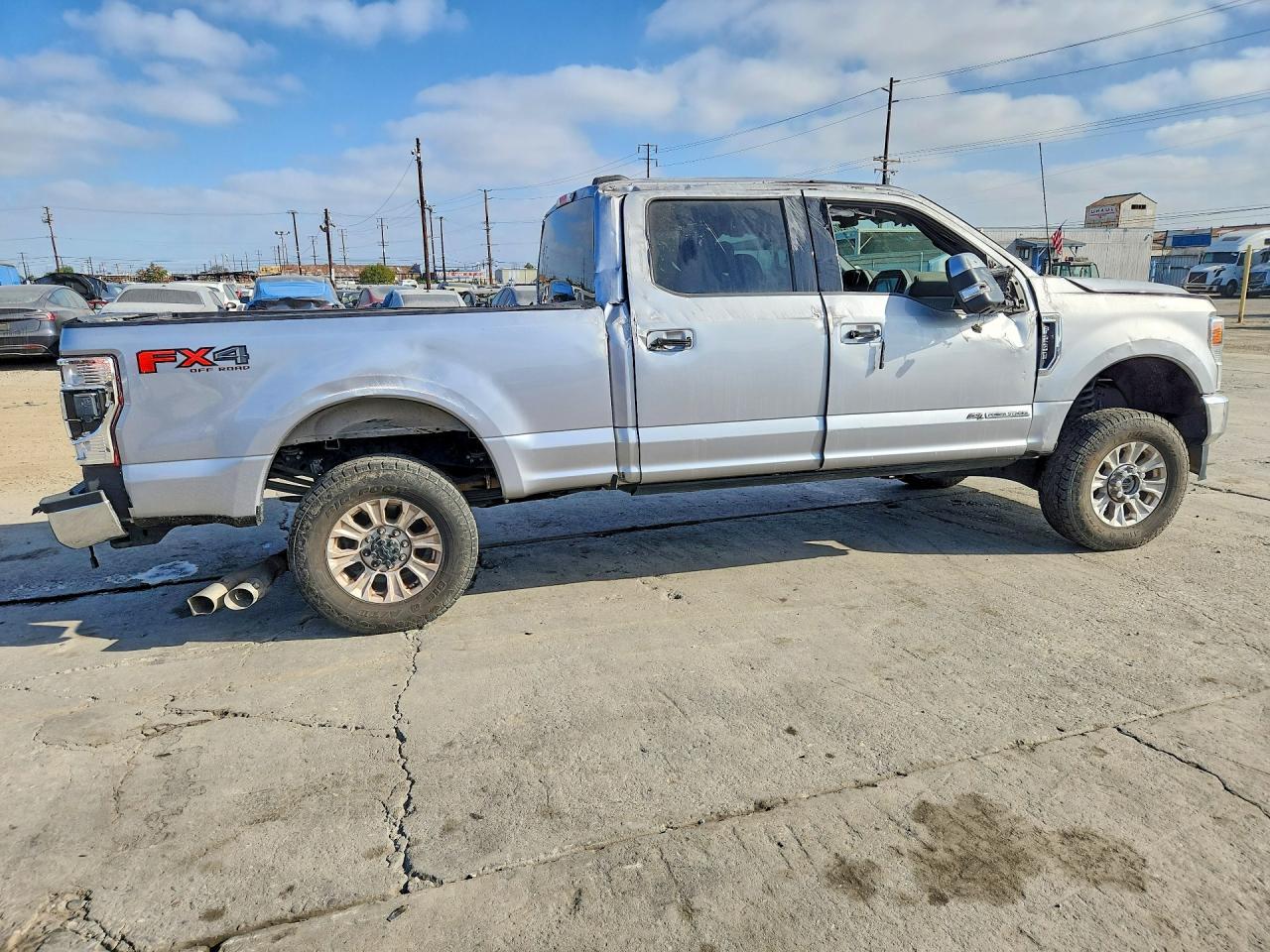2022 Ford F250 Super Duty - Фото 3
