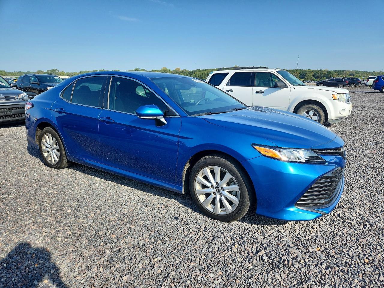 2019 Toyota Camry Le - Image 4