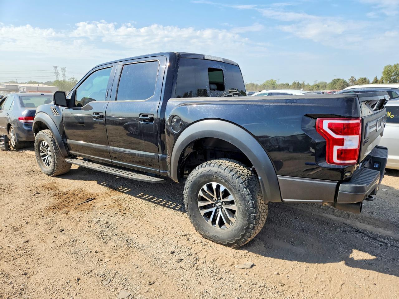2019 Ford F150 Raptor - Фото 2