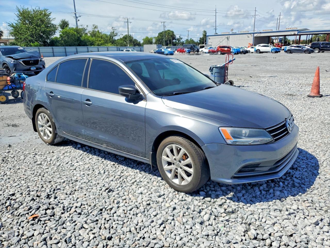 2015 Volkswagen Jetta Se - Image 4