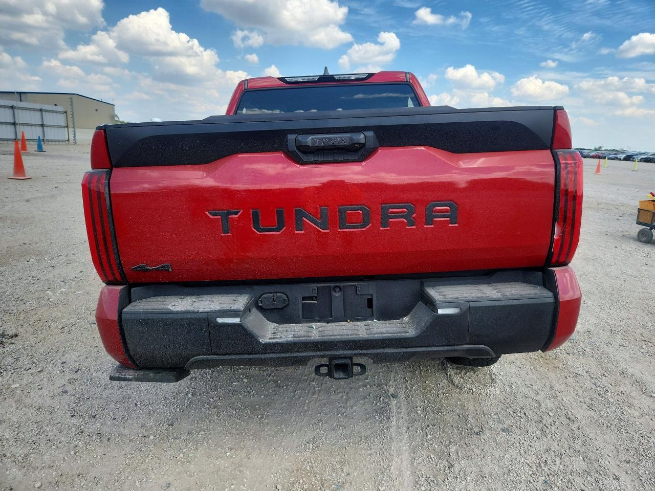 2025 Toyota Tundra Sr5 - Image 6