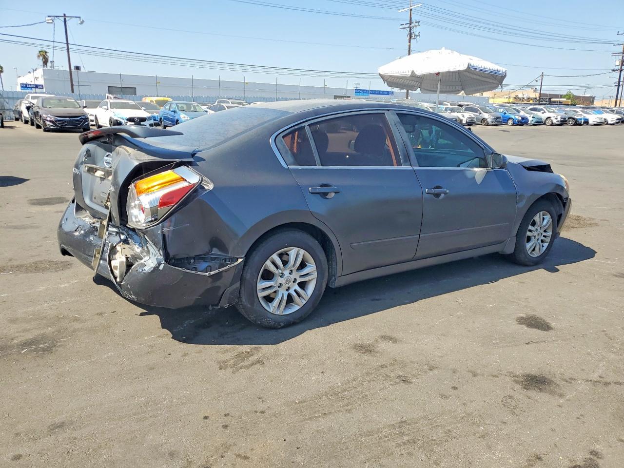 2012 Nissan Altima 2.5 - Image 3