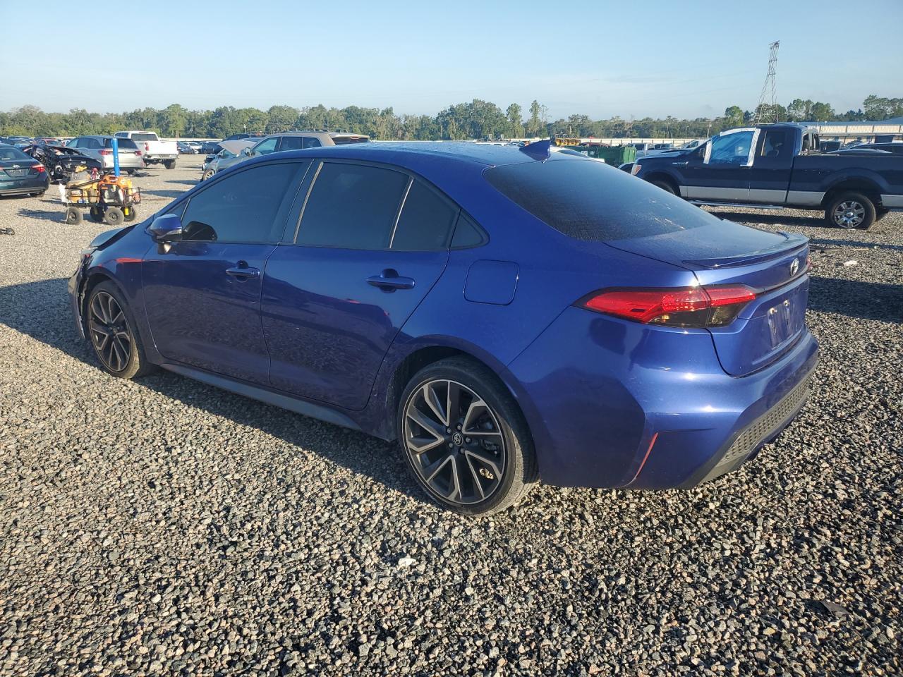 2020 Toyota Corolla Se - Image 2