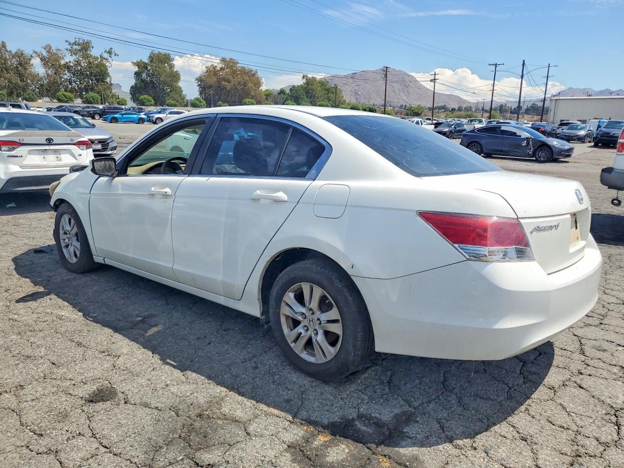 2010 Honda Accord Lxp - Image 2