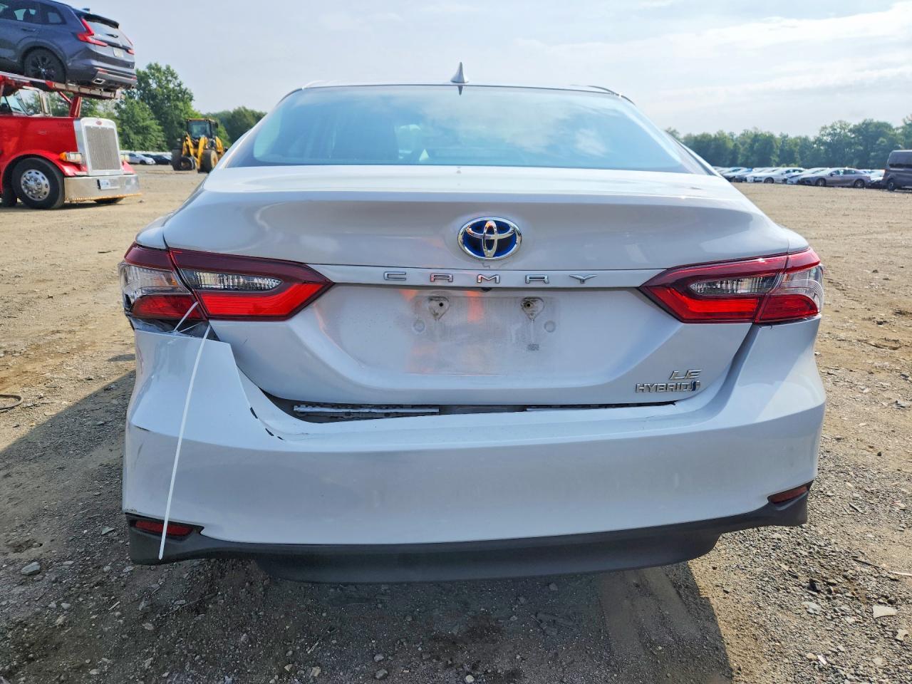 2024 Toyota Camry Le - Фото 6