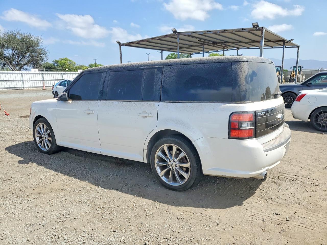 2012 Ford Flex Limited - Image 2