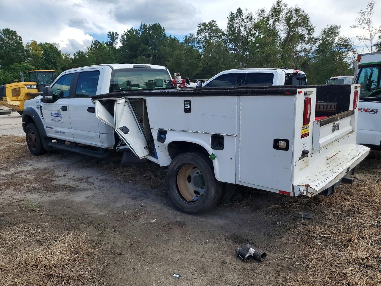 2018 Ford F-450 Super Duty - Dual Rear Wheel - Фото 2