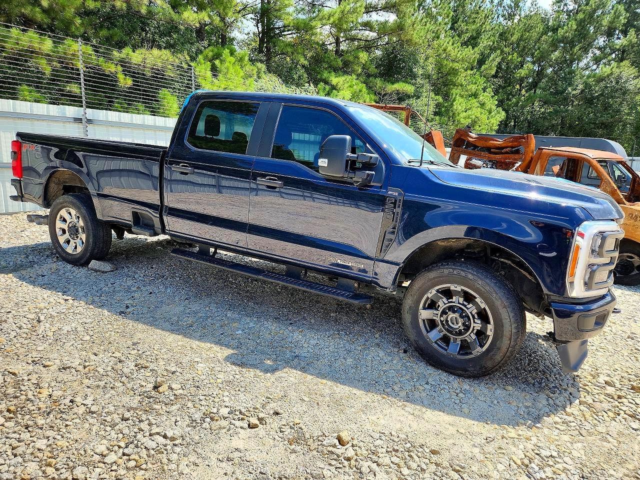 2023 Ford F250 Super Duty - Фото 4