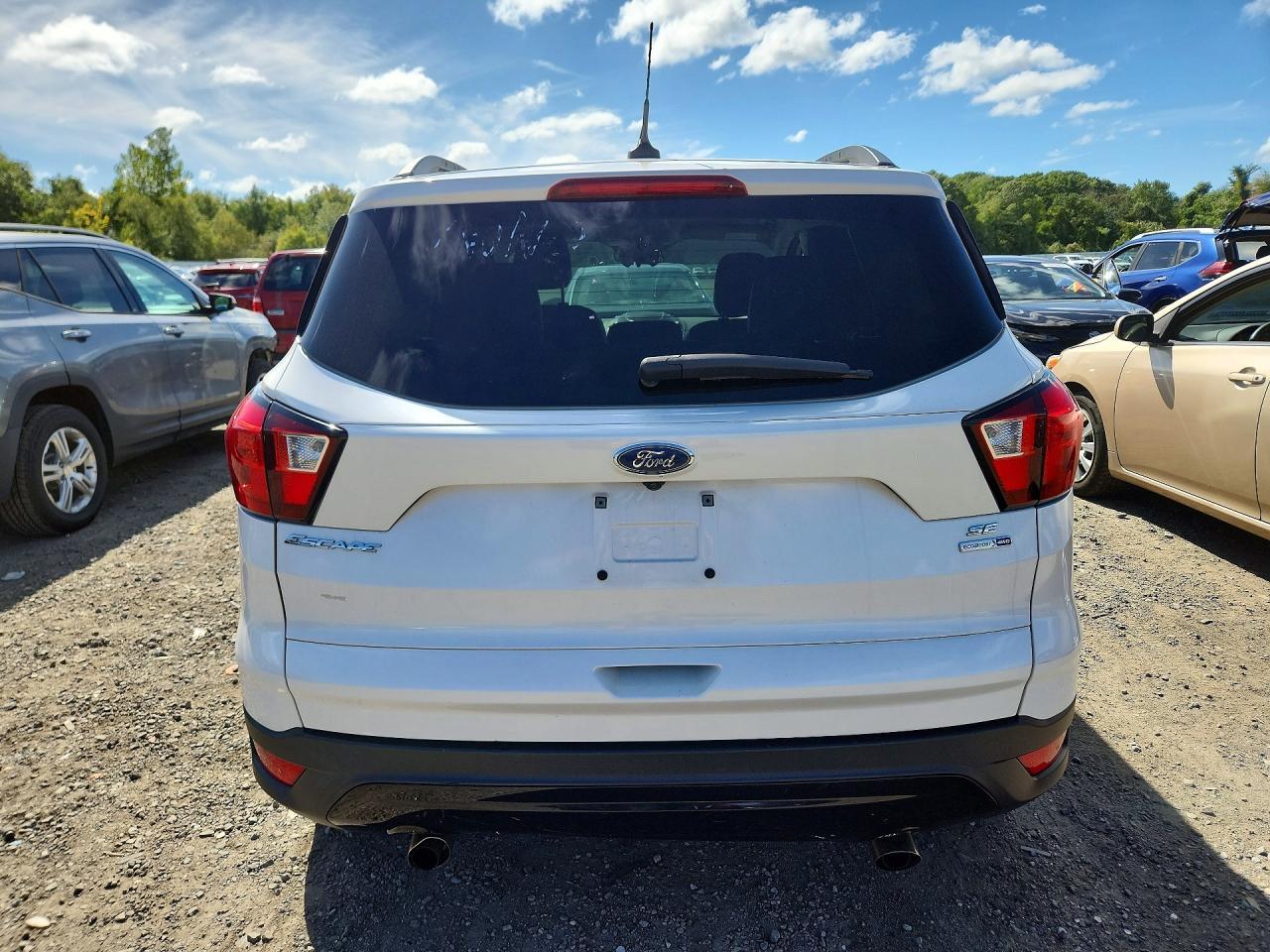 2019 Ford Escape Se - Фото 6