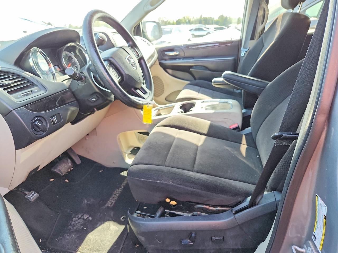 2014 Dodge Grand Caravan Sxt - Image 7