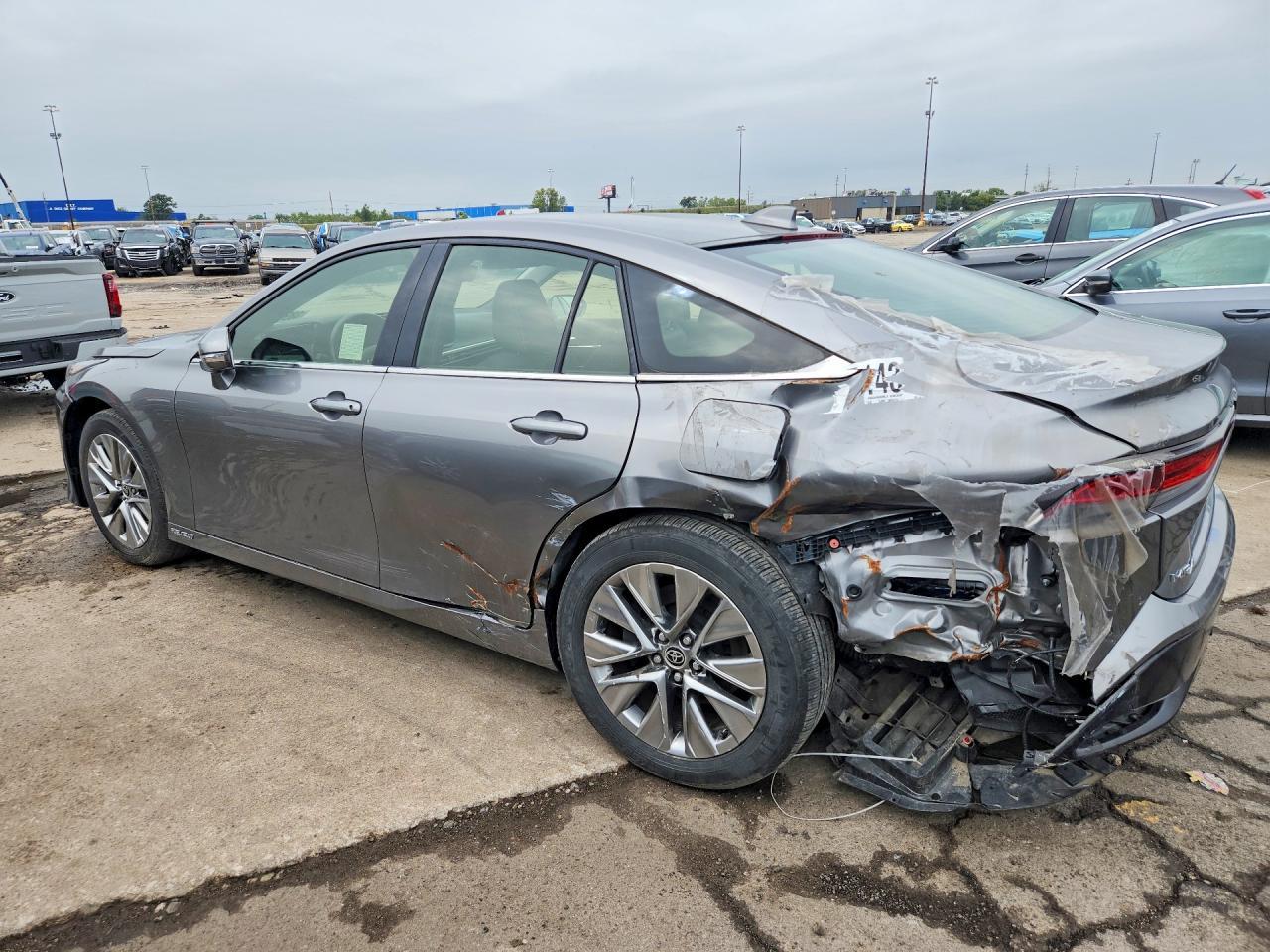 2022 Toyota Mirai Xle - Фото 2