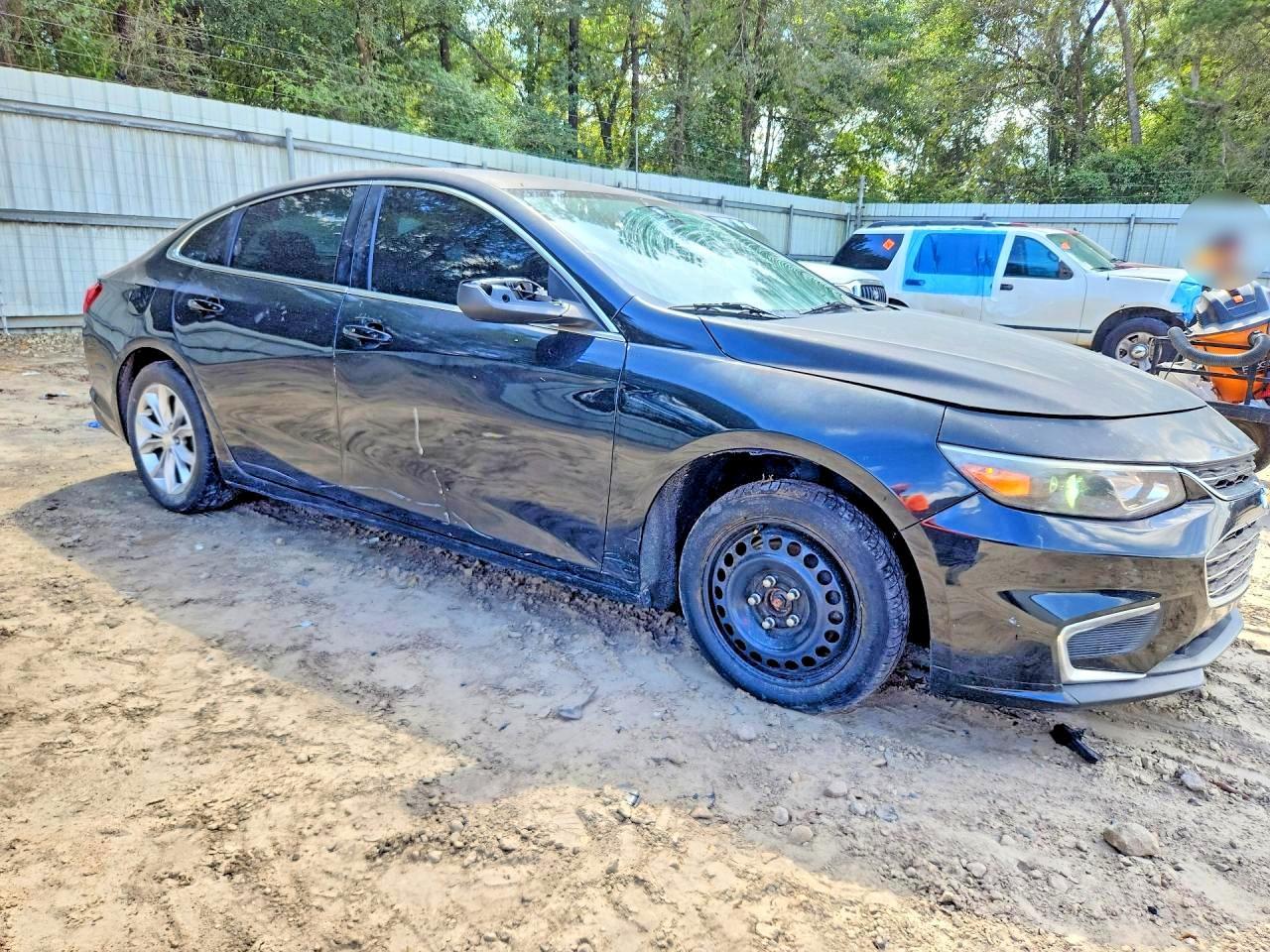 2017 Chevrolet Malibu Ls - Image 4