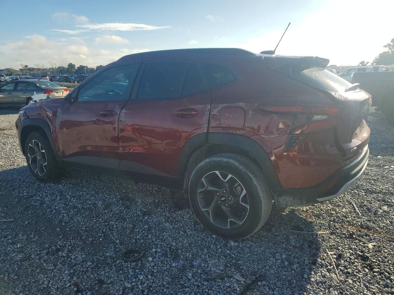 2025 Chevrolet Trax 1Lt - Фото 2