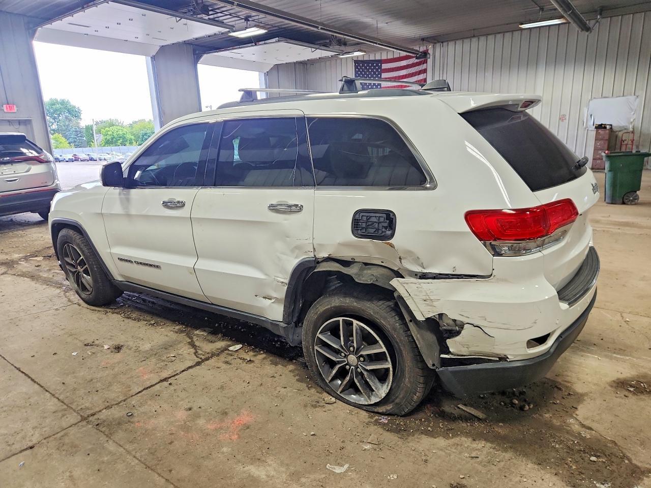 2017 Jeep Grand Cherokee Limited - Image 2