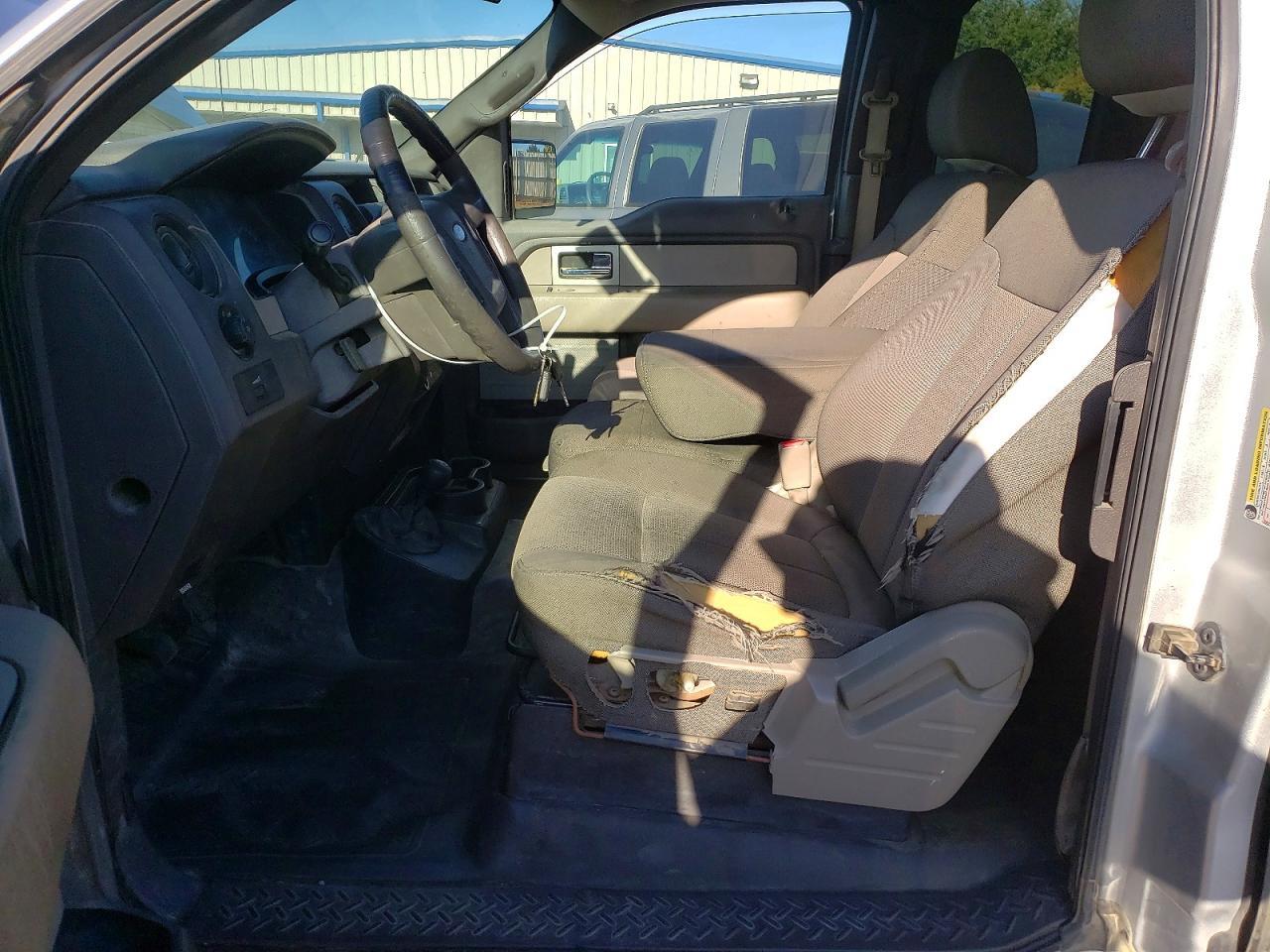 2010 Ford F150 Super Cab - Фото 7