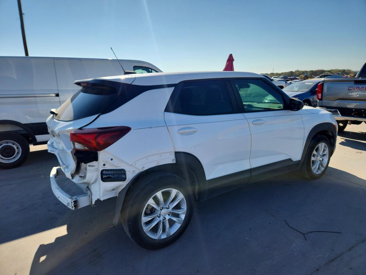 2021 Chevrolet Trailblazer Ls - Image 3