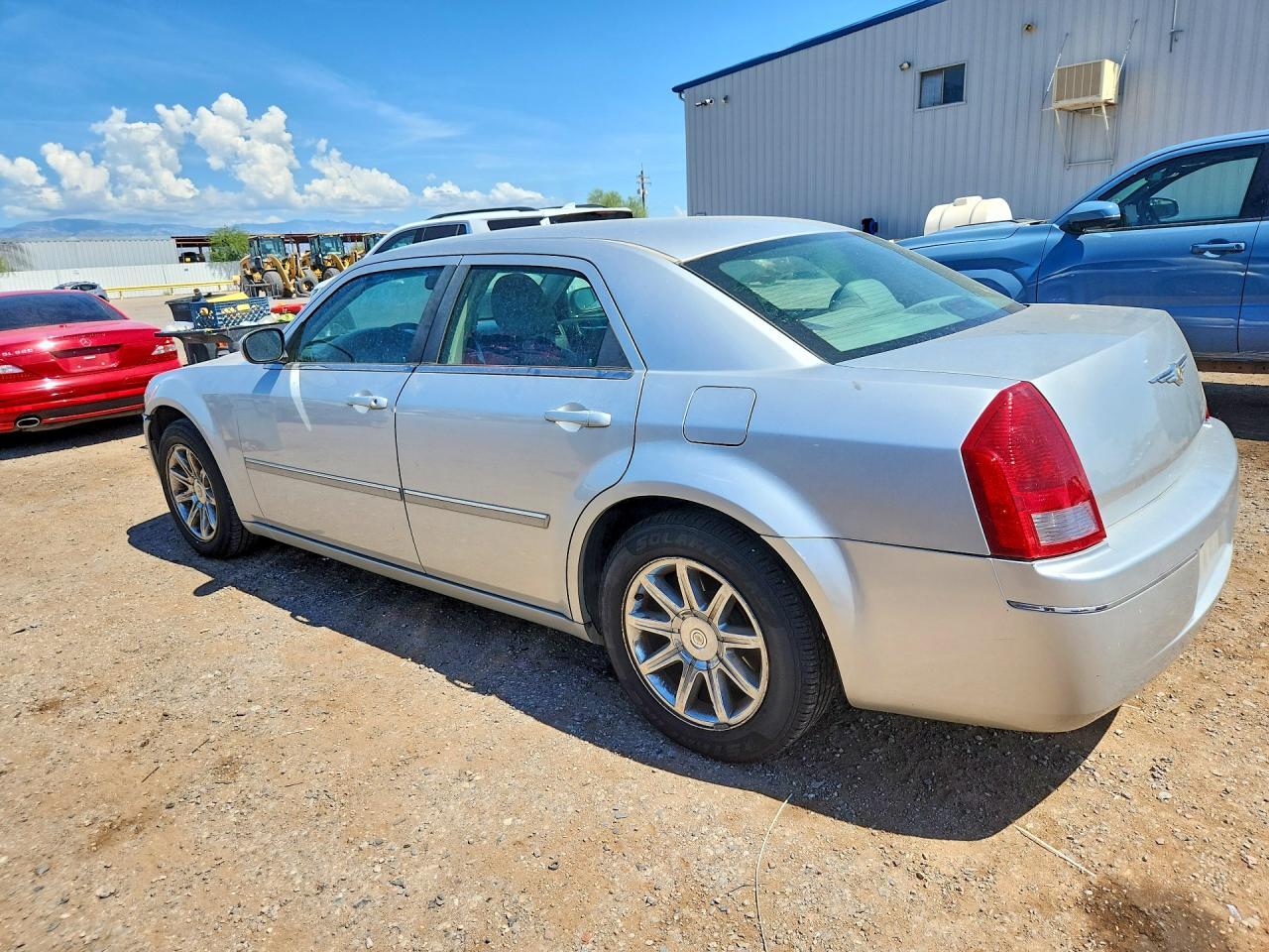 2006 Chrysler 300 Touring - Фото 2