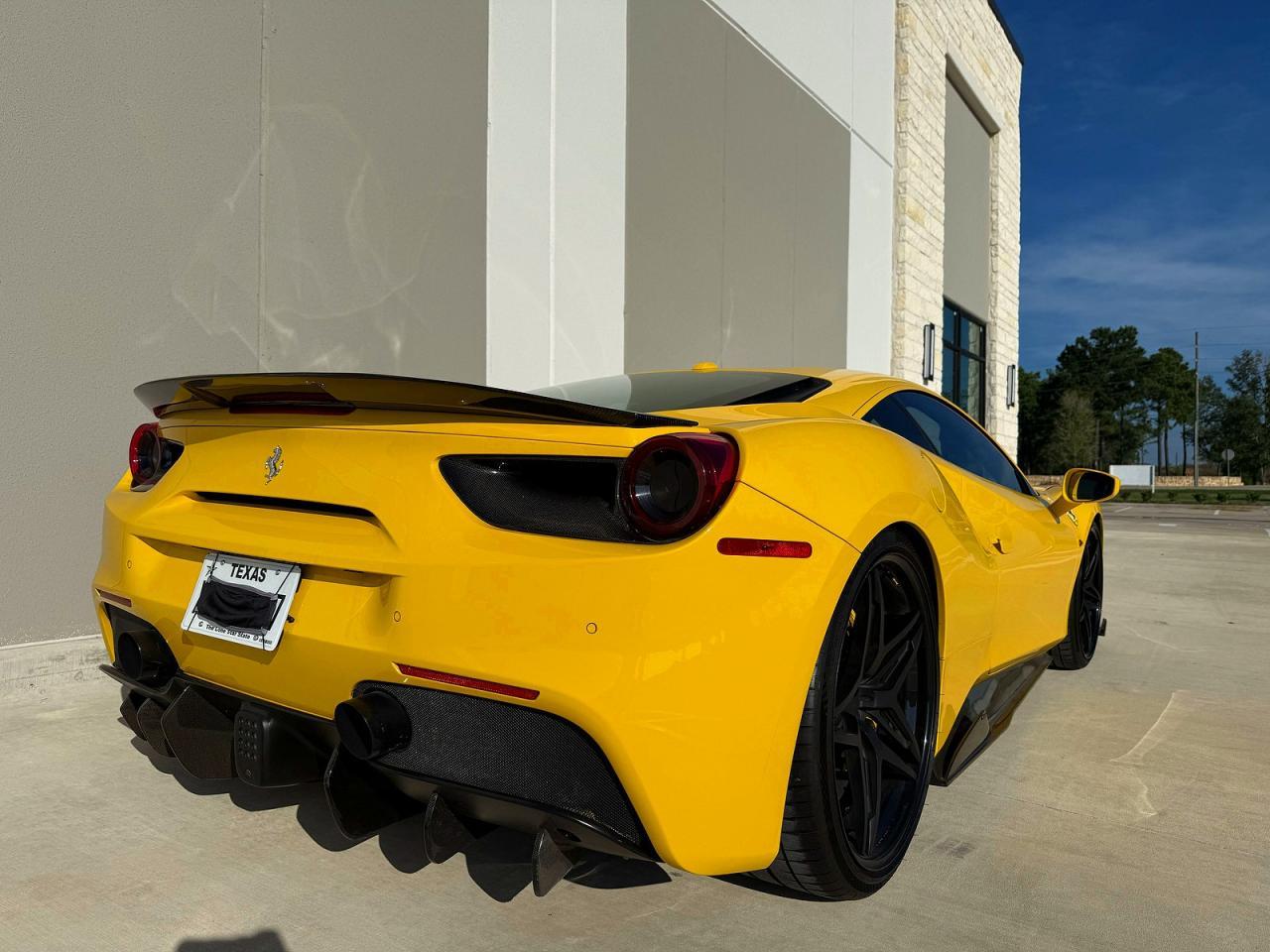 2017 Ferrari 488 Gtb - Фото 4