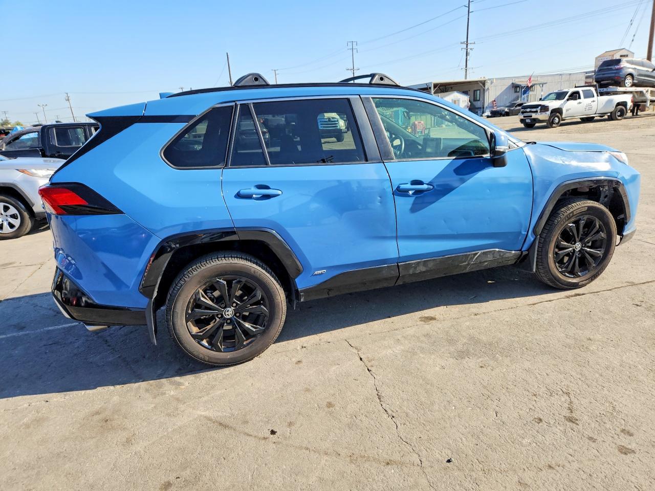 2022 Toyota Rav4 Se - Фото 3