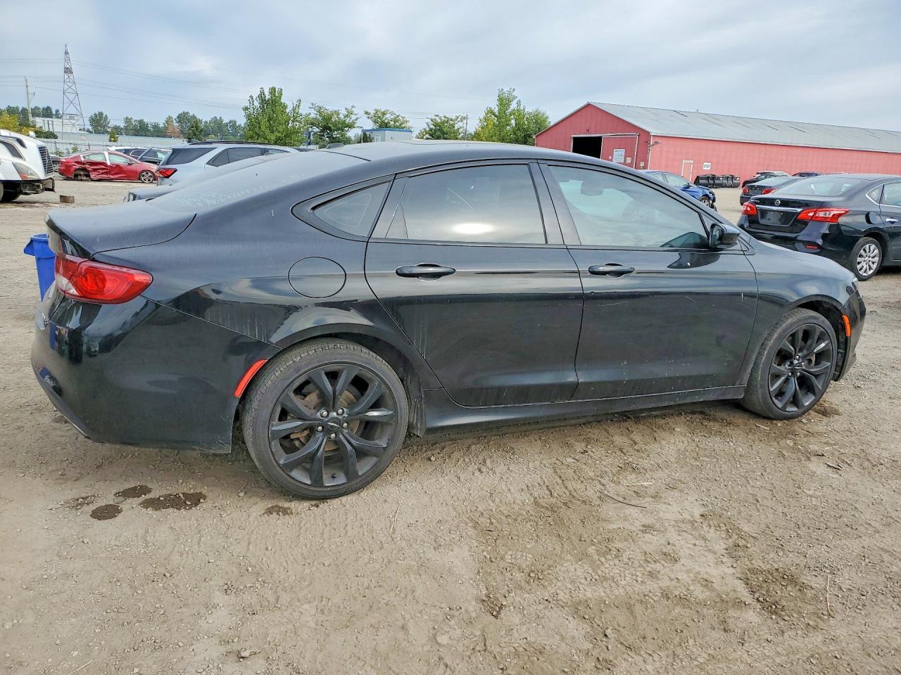 2016 Chrysler 200 S - Image 3