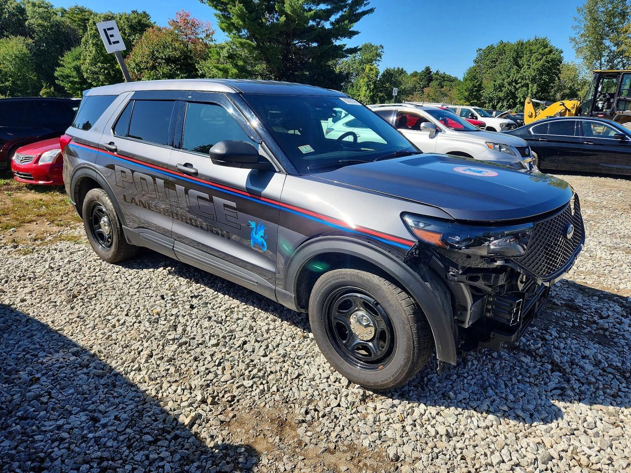 2024 Ford Explorer Police Interceptor - Image 4