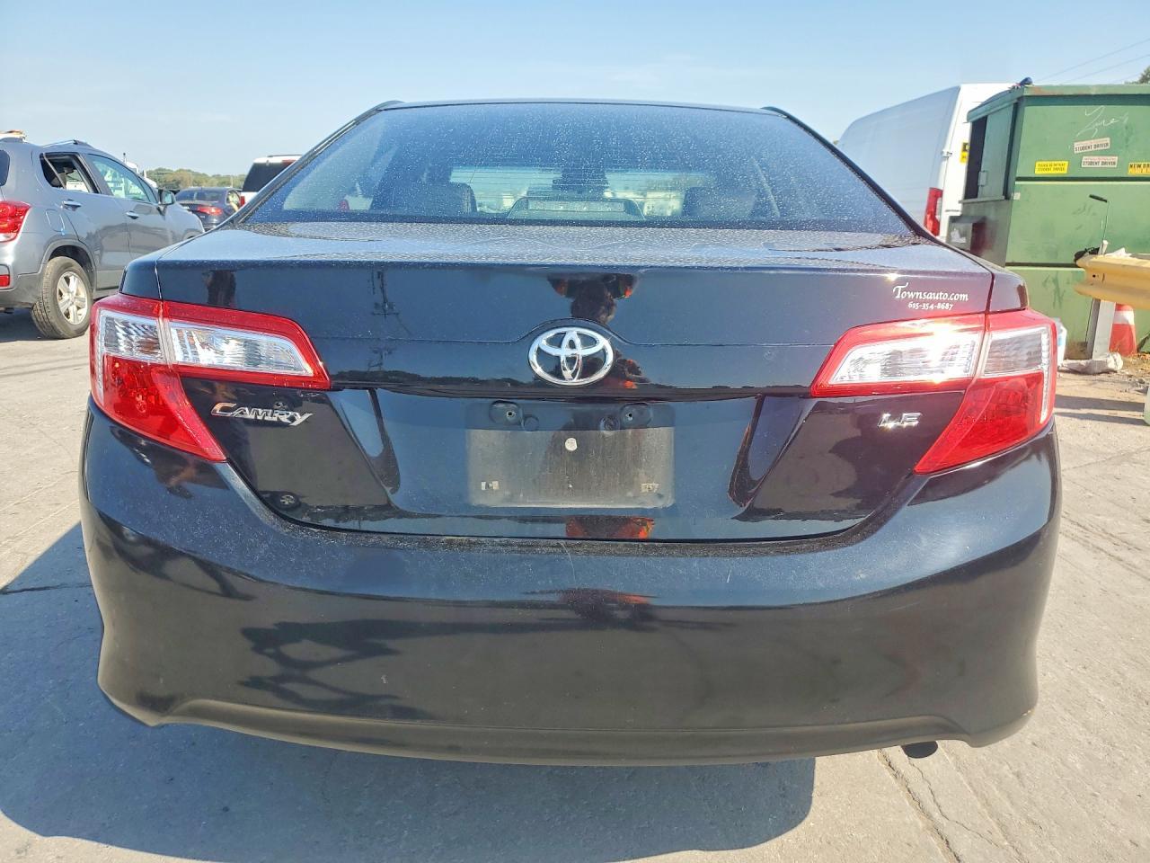 2012 Toyota Camry Le - Image 6