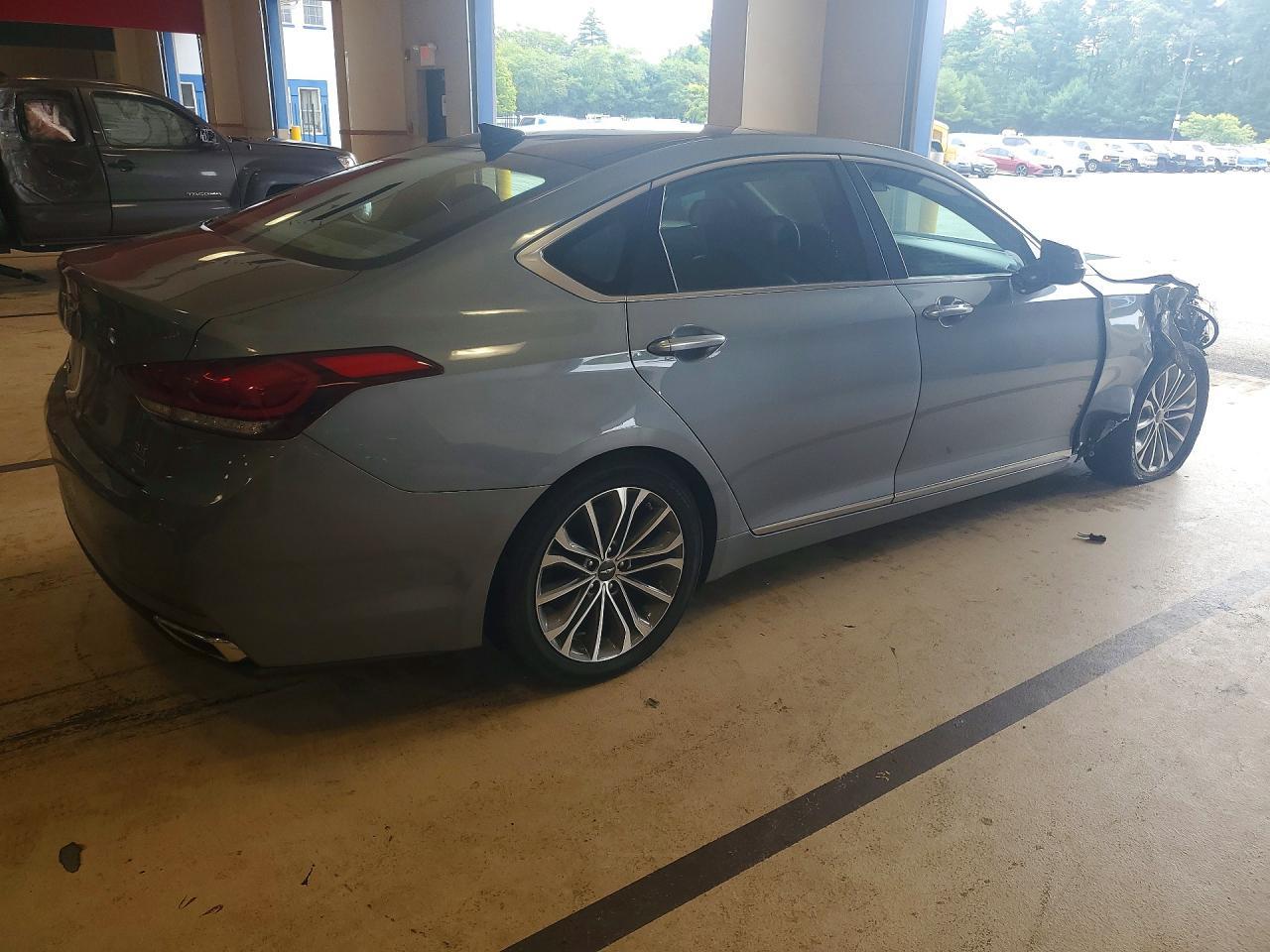 2017 Genesis G80 3.8 - Image 3