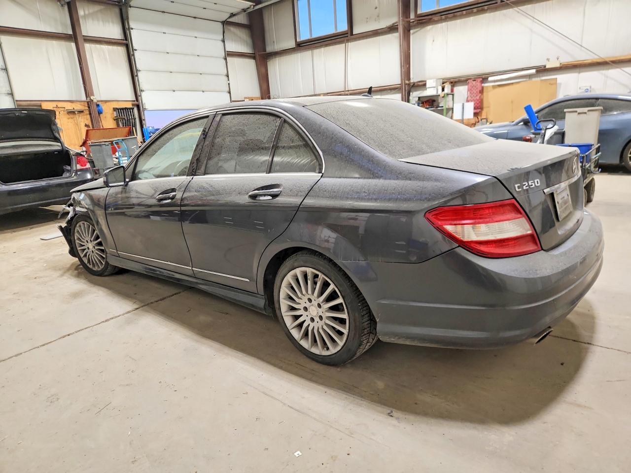2010 Mercedes-Benz C 250 4Matic - Image 2
