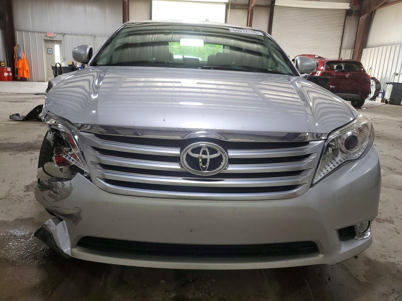 2012 Toyota Avalon Limited - Фото 5
