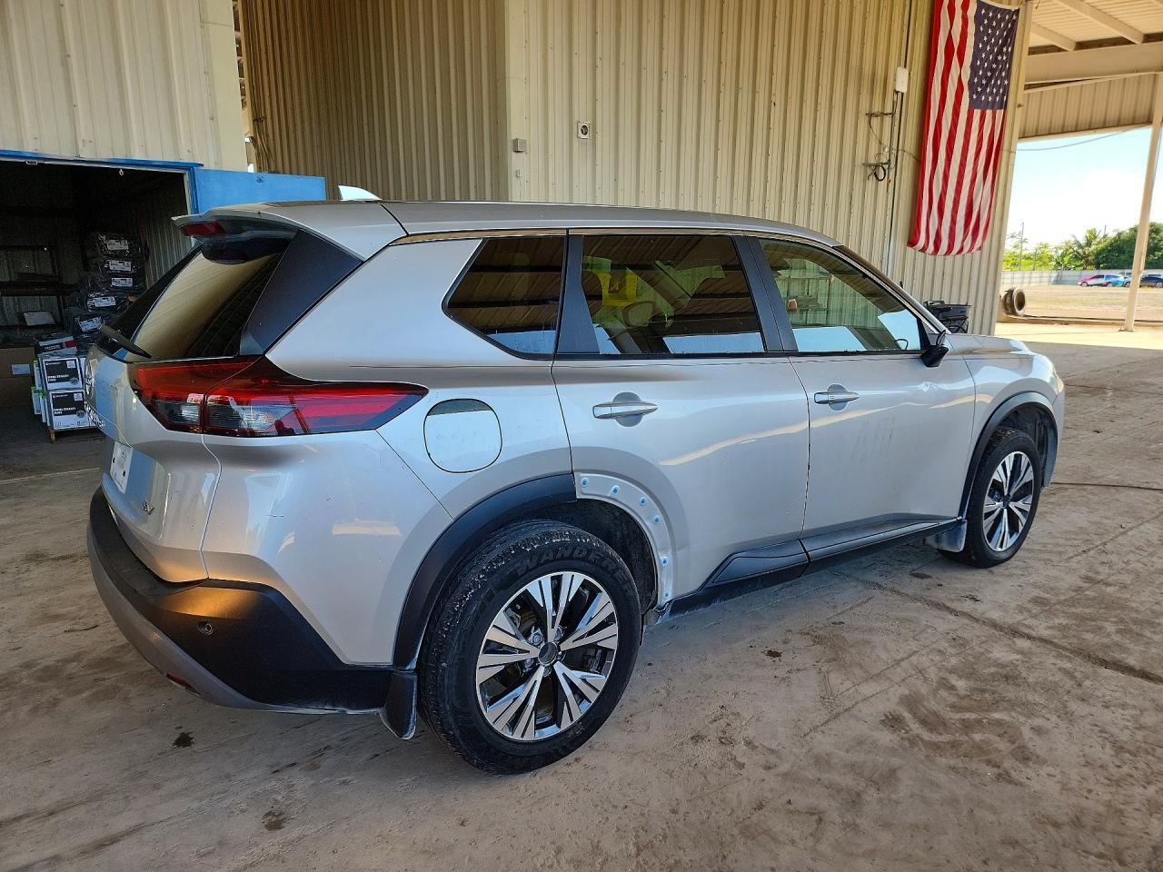 2023 Nissan Rogue Sv - Фото 3