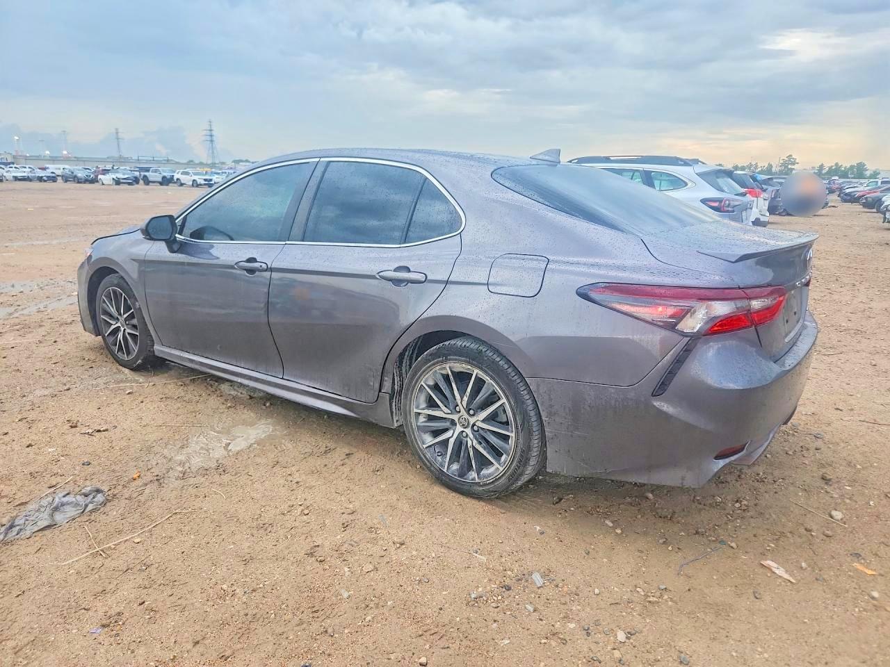 2023 Toyota Camry Se - Фото 2
